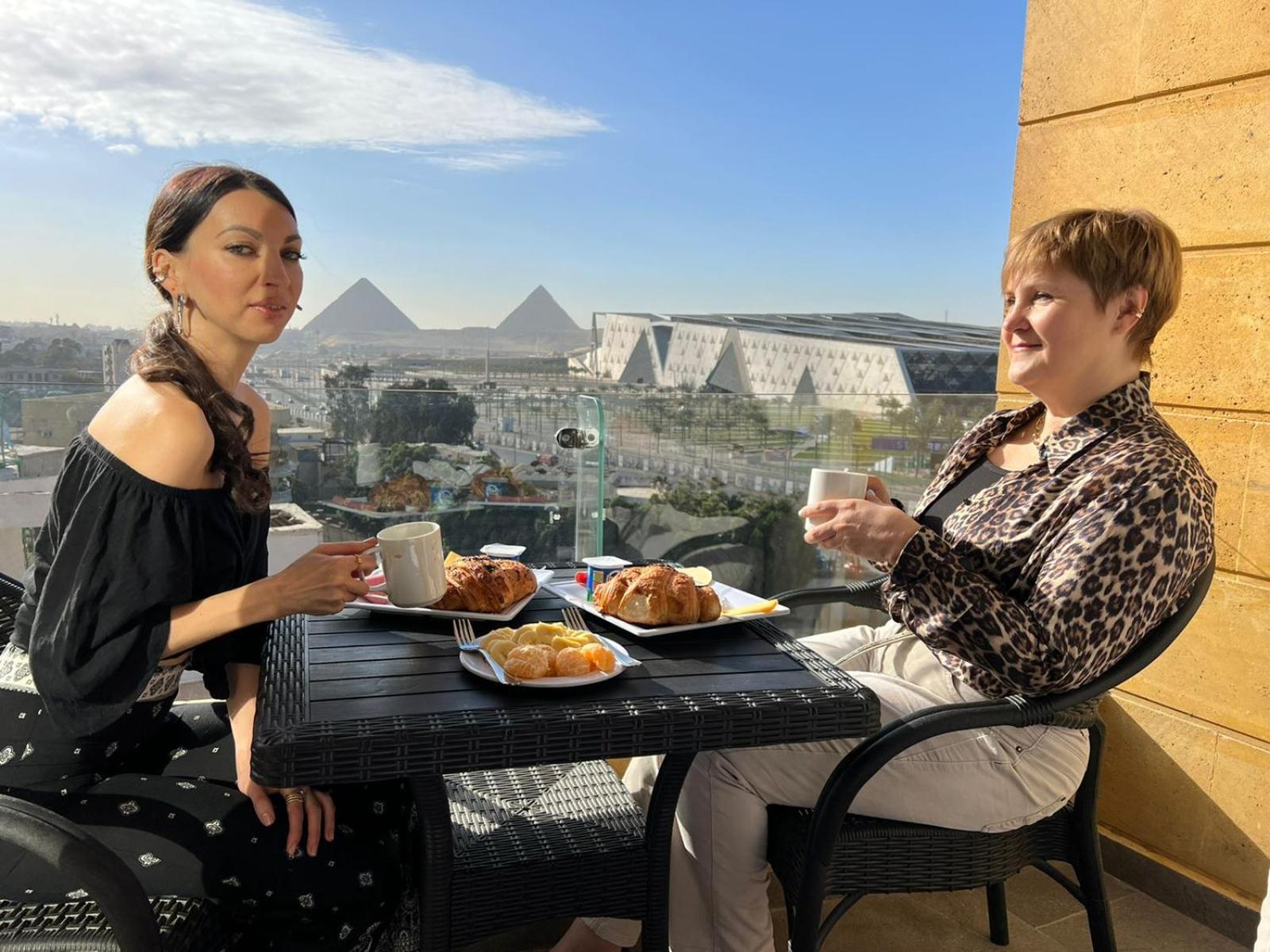 Asia Grand Museum & Pyramids View Nazlat as Sammān エクステリア 写真