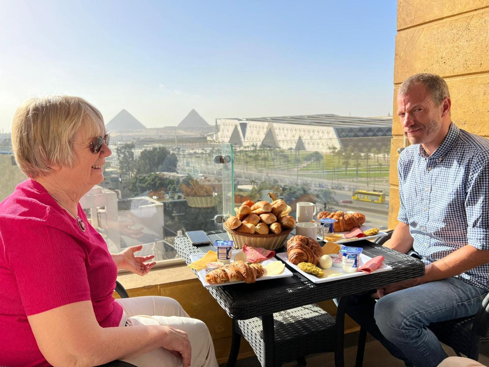 Asia Grand Museum & Pyramids View Nazlat as Sammān エクステリア 写真